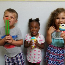 Kids eating ice cream